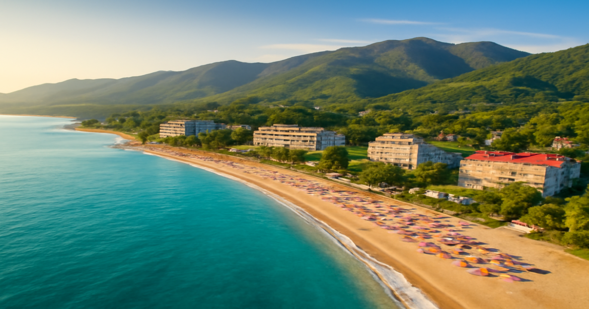 Explore курорты Черного моря with breathtaking beaches and stunning landscapes for your perfect getaway.