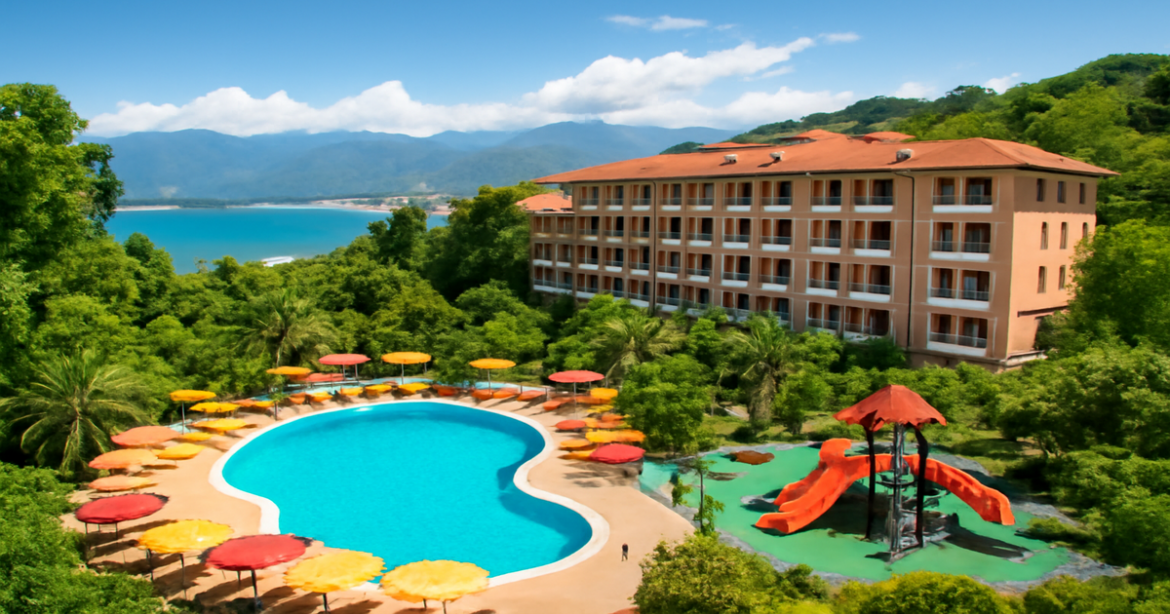 Explore top отели для отдыха с детьми в Сочи, featuring family amenities and beautiful surroundings.